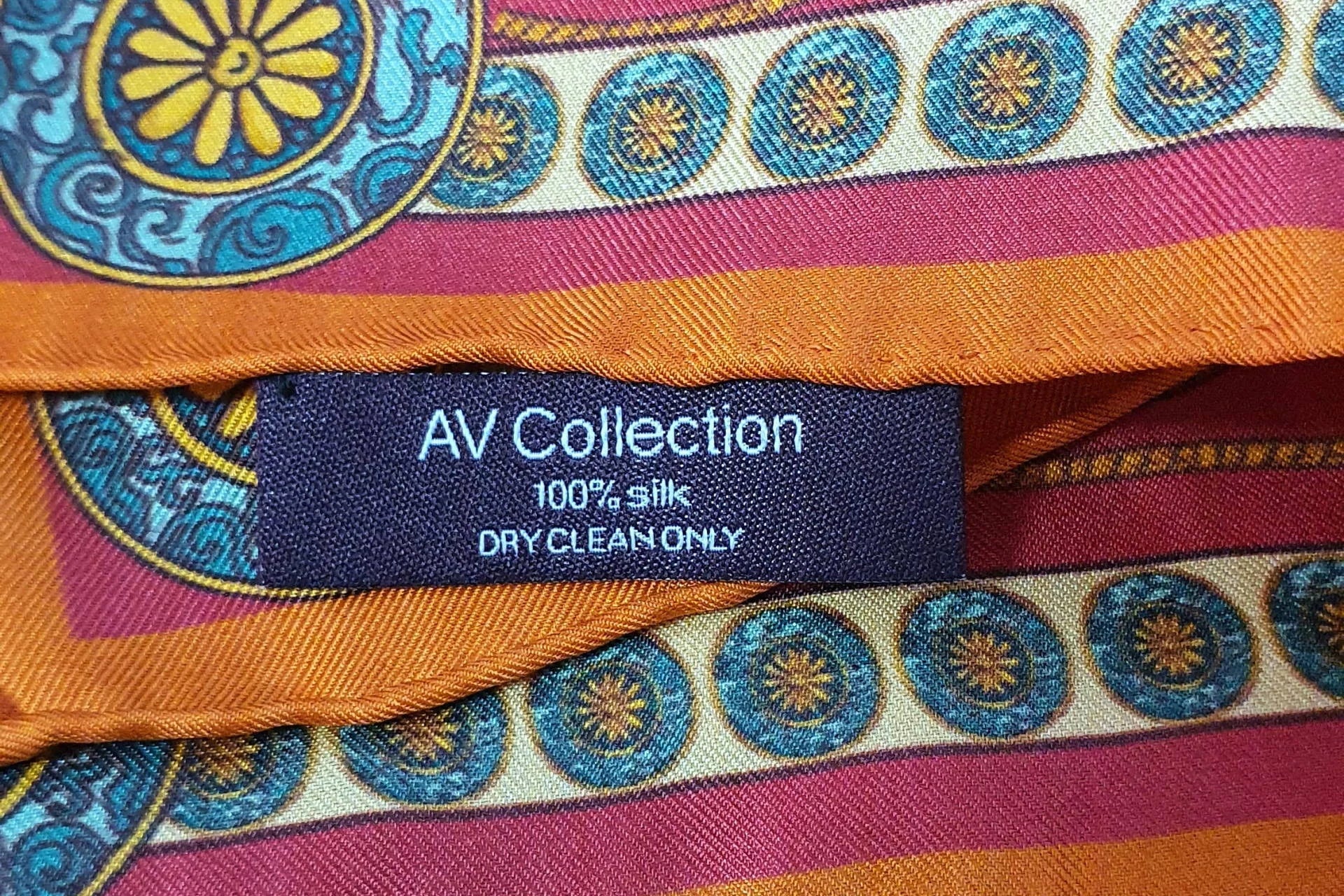 Pielęgnacja jedwabnych apaszek