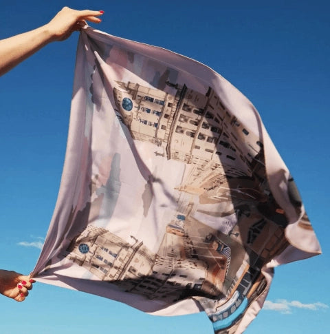 Эксклюзивные шелковые платки с мотивами Беларуси